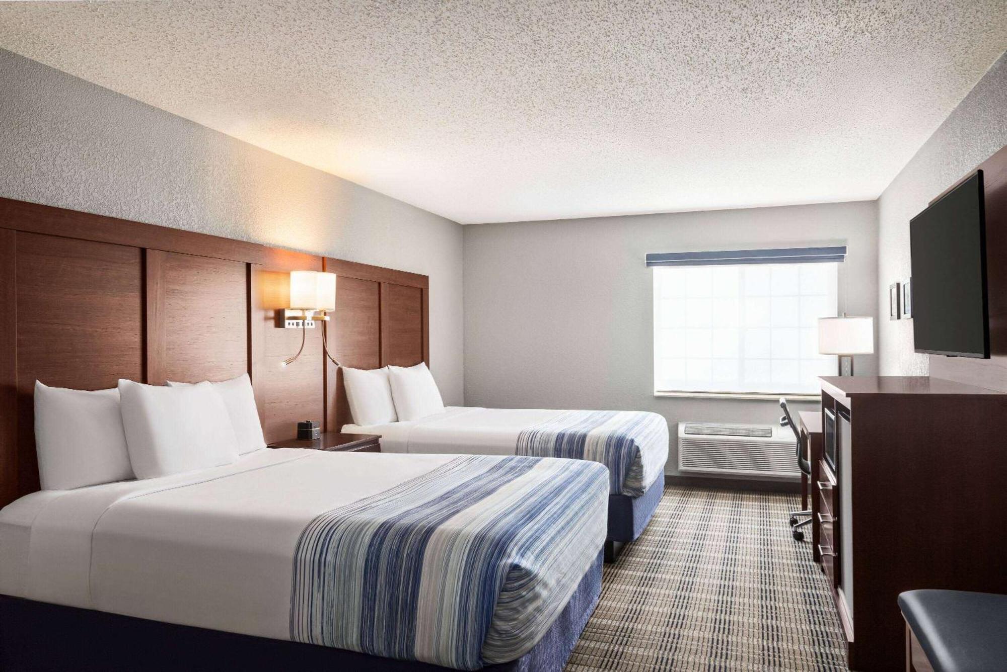 Americinn By Wyndham Williamsburg Ngoại thất bức ảnh
